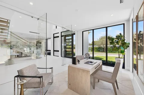 $10,495,000 | 2010 Intracoastal Drive, Fort Lauderdale, FL 33305