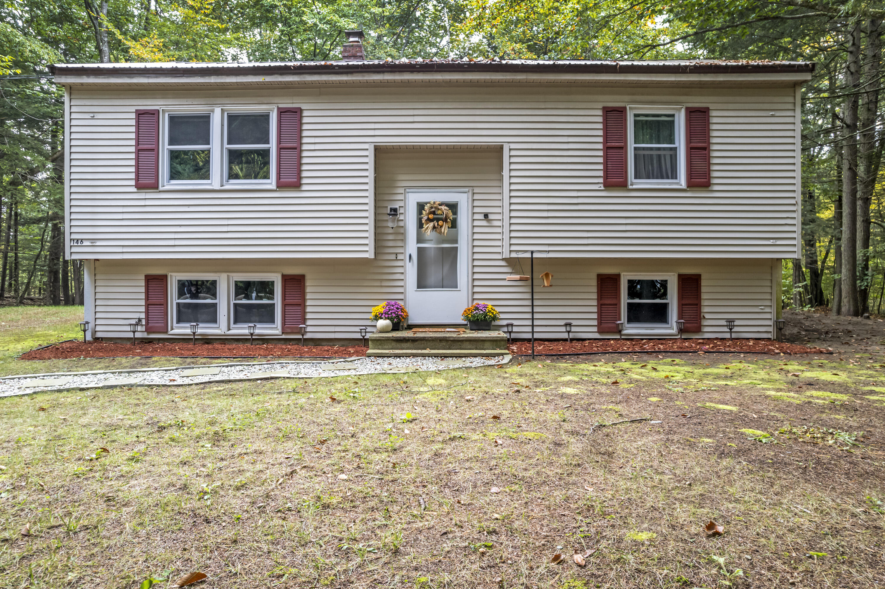 146 Highland Road Standish, ME 04084 - Photo 4 of 36 146 Highlands Rd_103