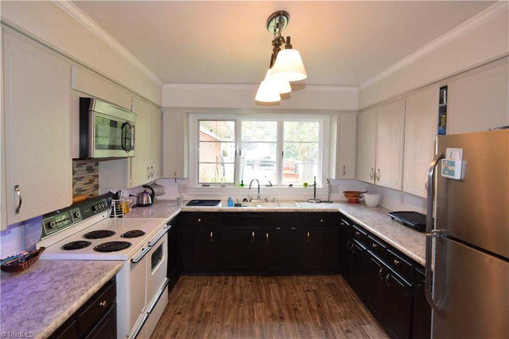 350 Armstrong Road Pilot Mountain, NC 27041 - Photo 3 of 13 Gallery Image 3