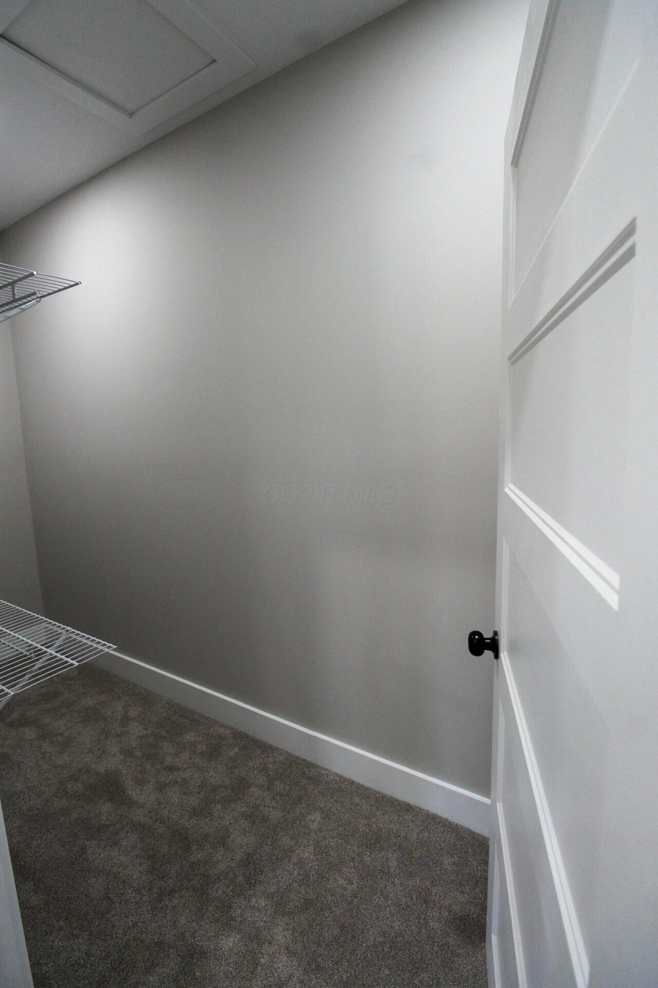 2552 Clearcreek Road Southwest Lancaster, OH 43130 - Photo 14 of 84 Walk-in Closet