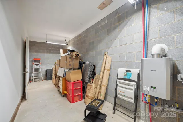 $1,100,000 | 225 Henry's Glen Drive, Morganton, NC 28655