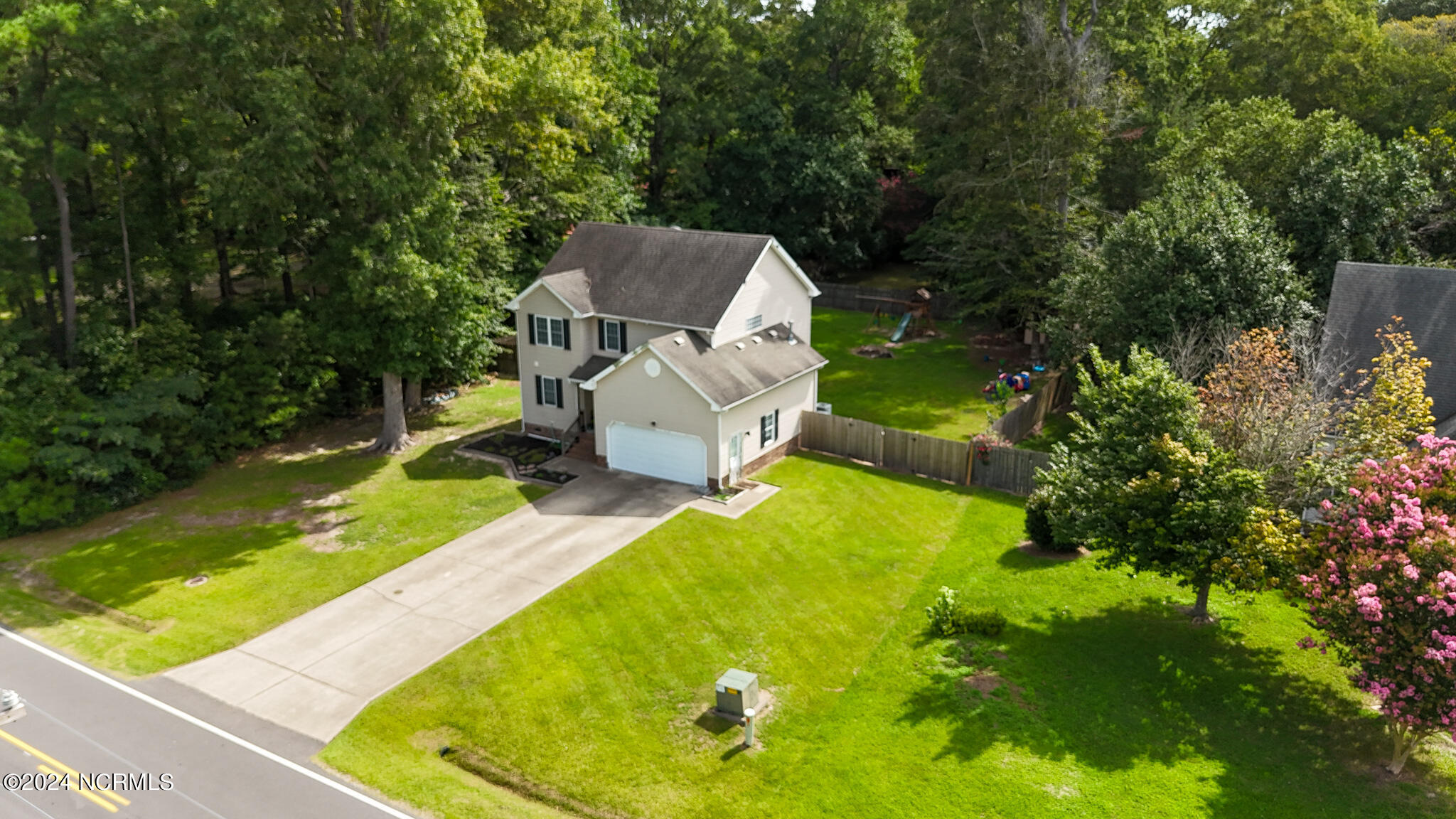 938 Thunder Road Elizabeth City, NC 27909 - Photo 34 of 34 DJI_20240806103212_0002_D