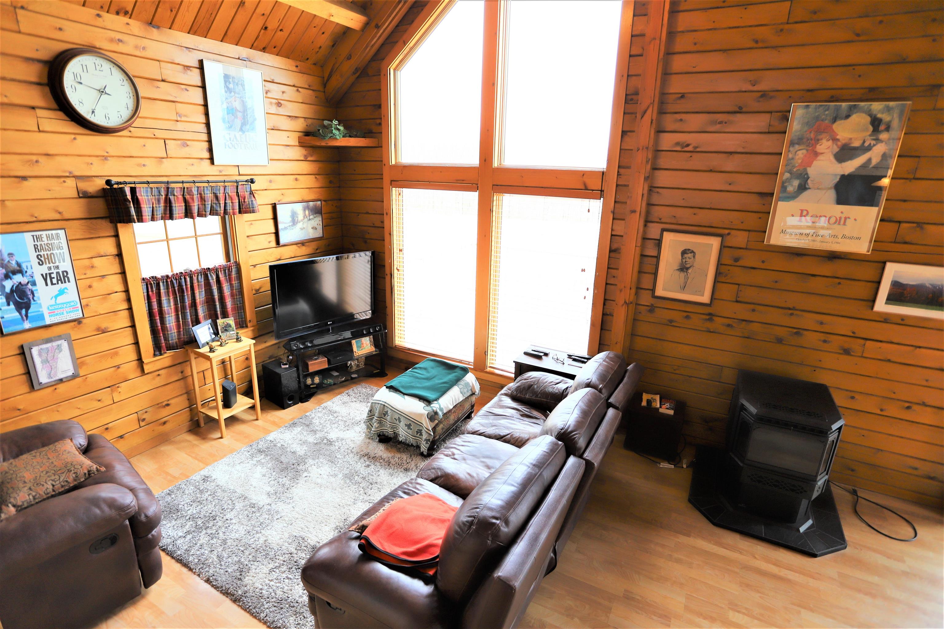 2844 East Hill Road Troy, VT 05859 - Photo 8 of 40 Gallery Image 8