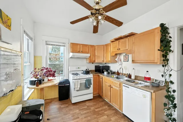 $850,000 | 1224 West Lunt Avenue, Chicago, IL 60626