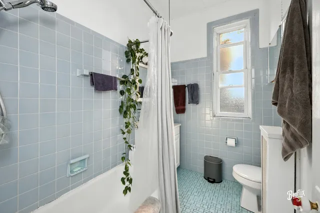 $850,000 | 1224 West Lunt Avenue, Chicago, IL 60626