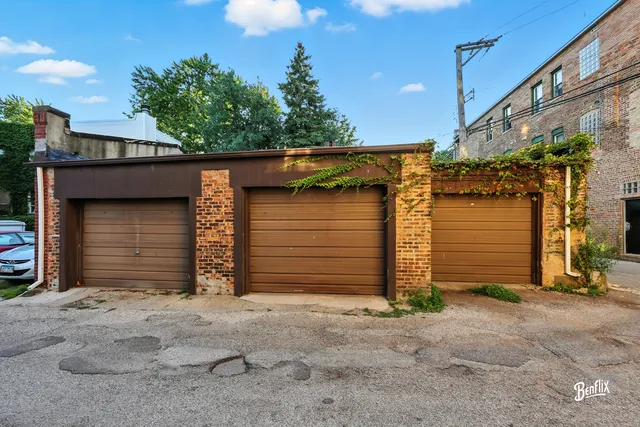 $850,000 | 1224 West Lunt Avenue, Chicago, IL 60626