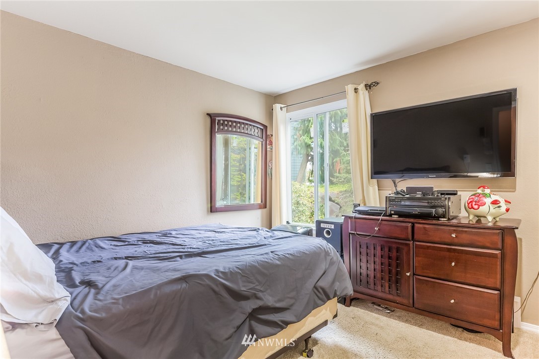 2513 Northeast 4th Street, Unit 321 Renton, WA 98056 - Photo 14 of 19 Gallery Image 14