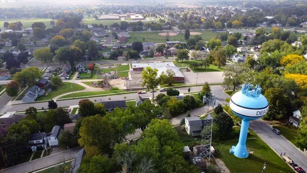 $649,900 | 520 East Holum Street, DeForest, WI 53532