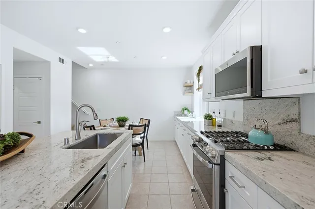 $740,000 | 18315 Iris Lane, Yorba Linda, CA 92886