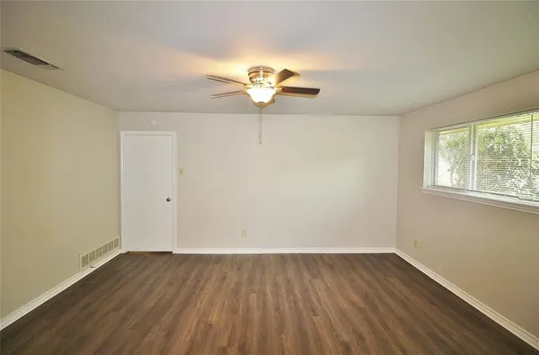 $2,550 | 4219 Oak Arbor Drive, Dallas, TX 75233