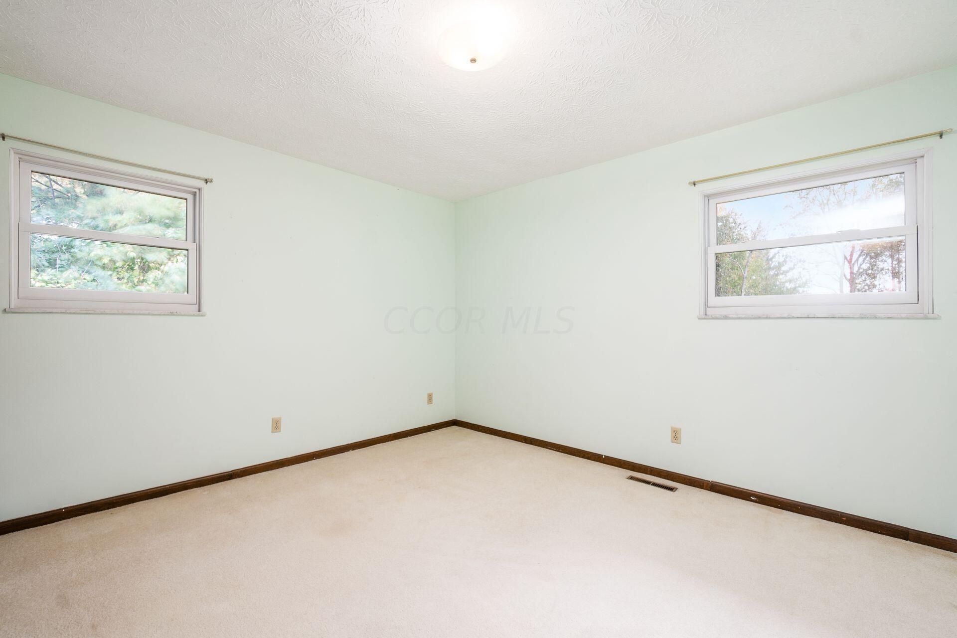 8712 Cheshire Road Sunbury, OH 43074 - Photo 4 of 40 Bedroom #3