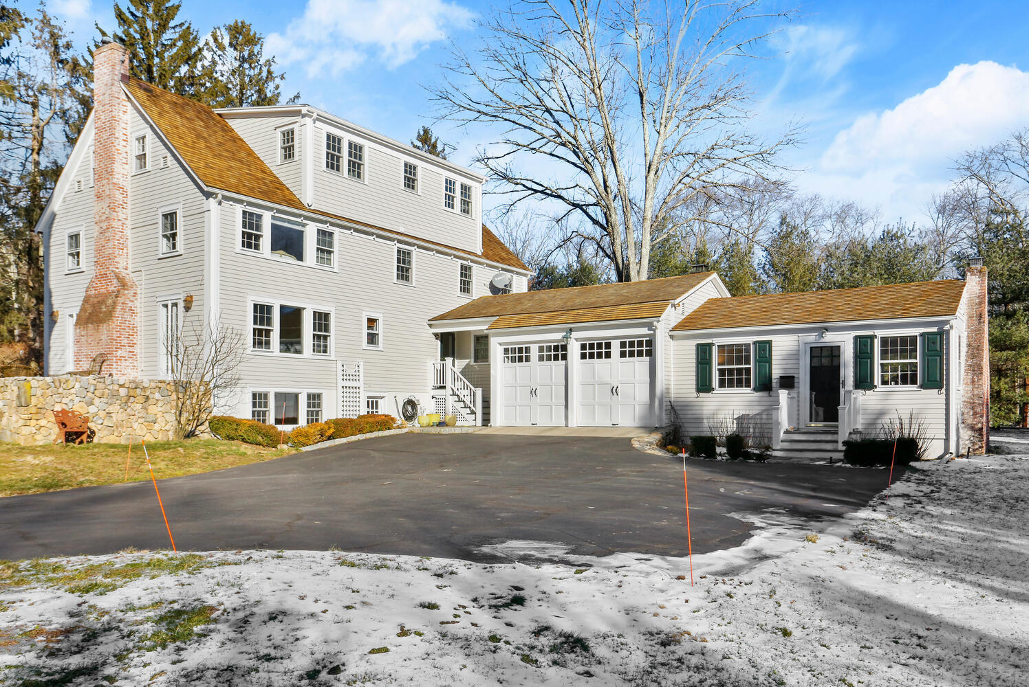 427 Eden Road Stamford, CT 06907 - Photo 34 of 40 a front view of a house with a yard