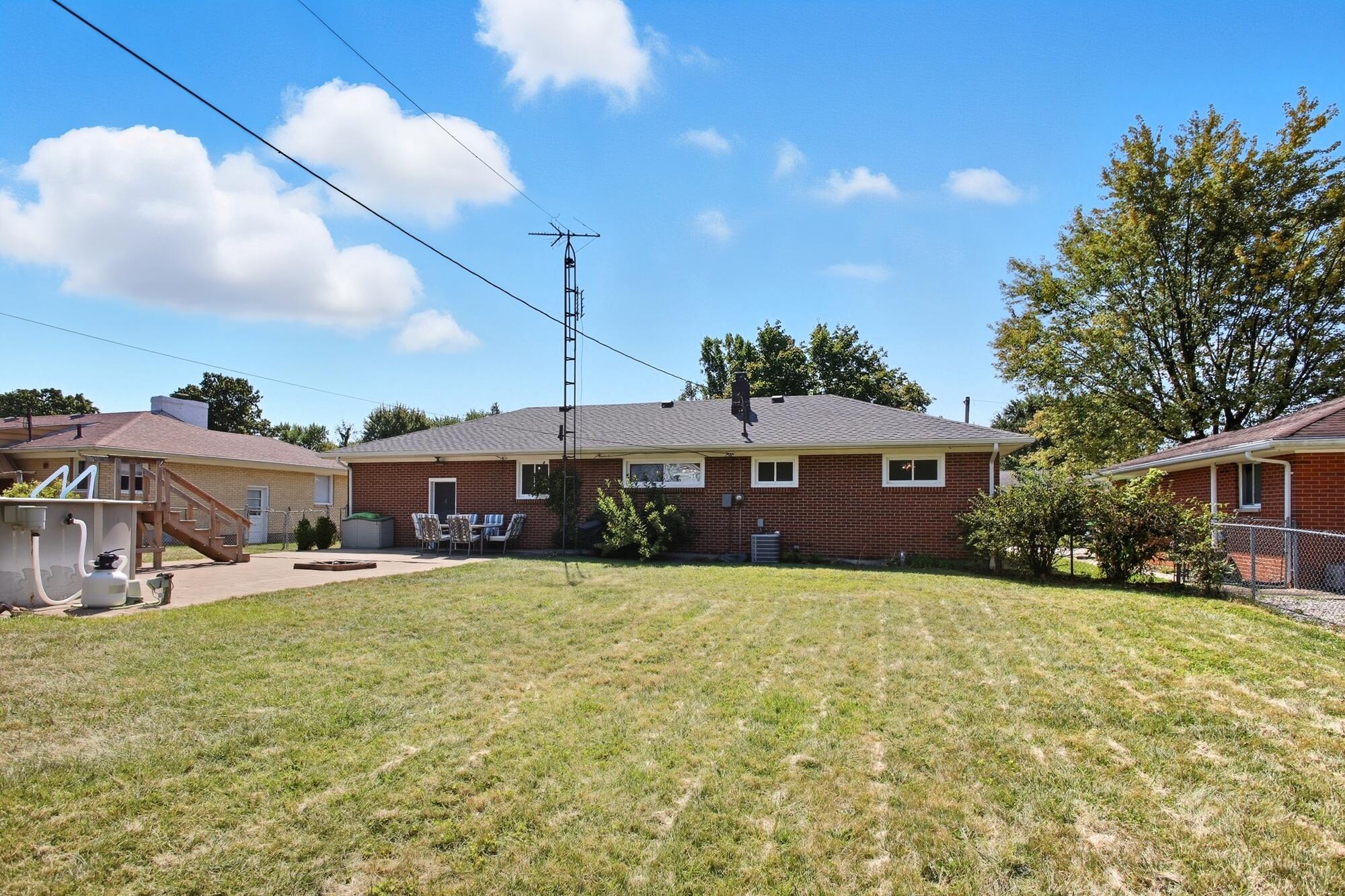 1414 Ronald Road Springfield, OH 45503 - Photo 33 of 39