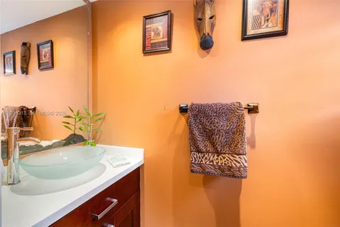 $328,000 | 8055 Northwest 8th Street, Unit 5, Miami, FL 33126