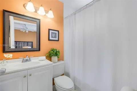$328,000 | 8055 Northwest 8th Street, Unit 5, Miami, FL 33126
