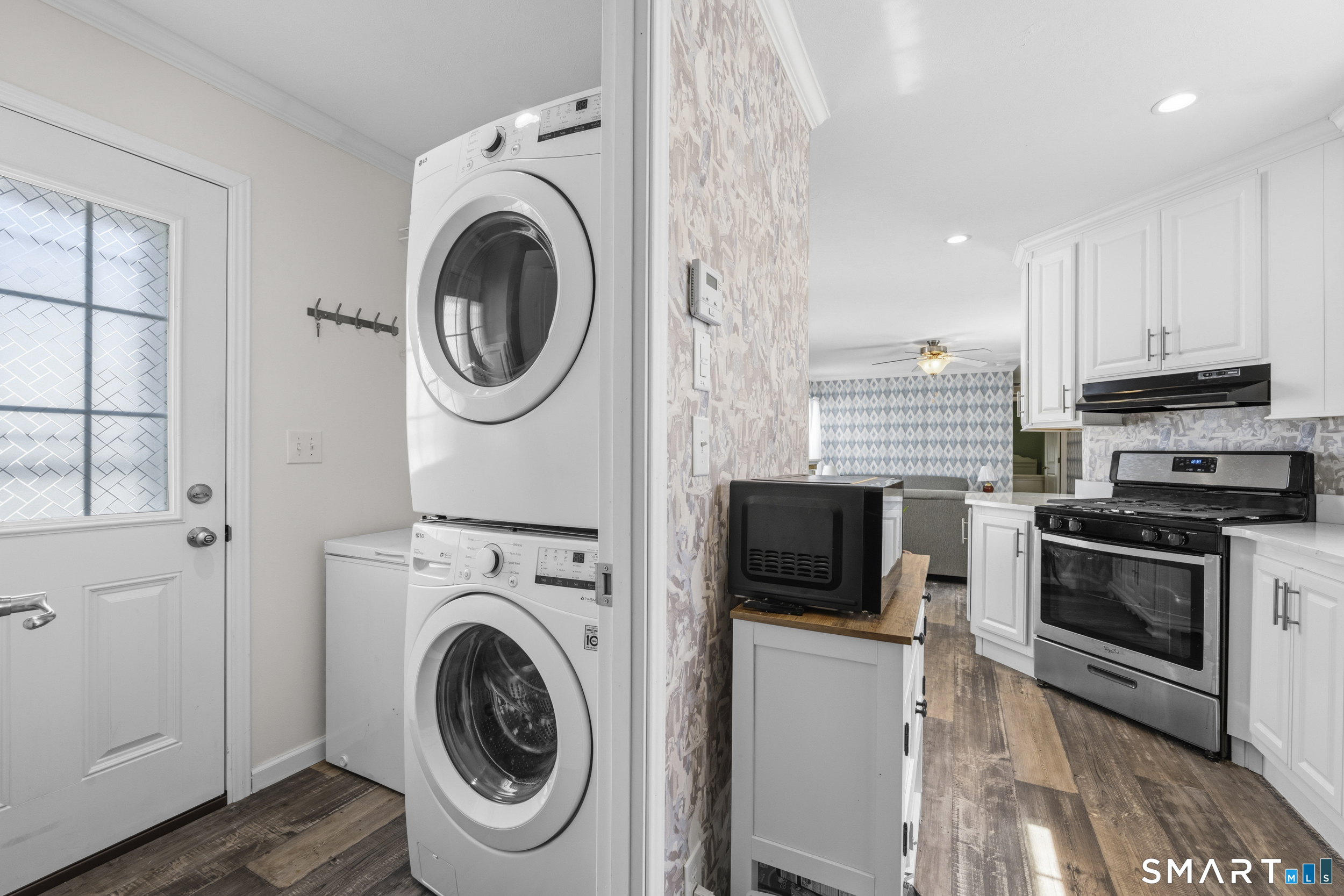 435 High Street Groton, CT 06355 - Photo 11 of 18