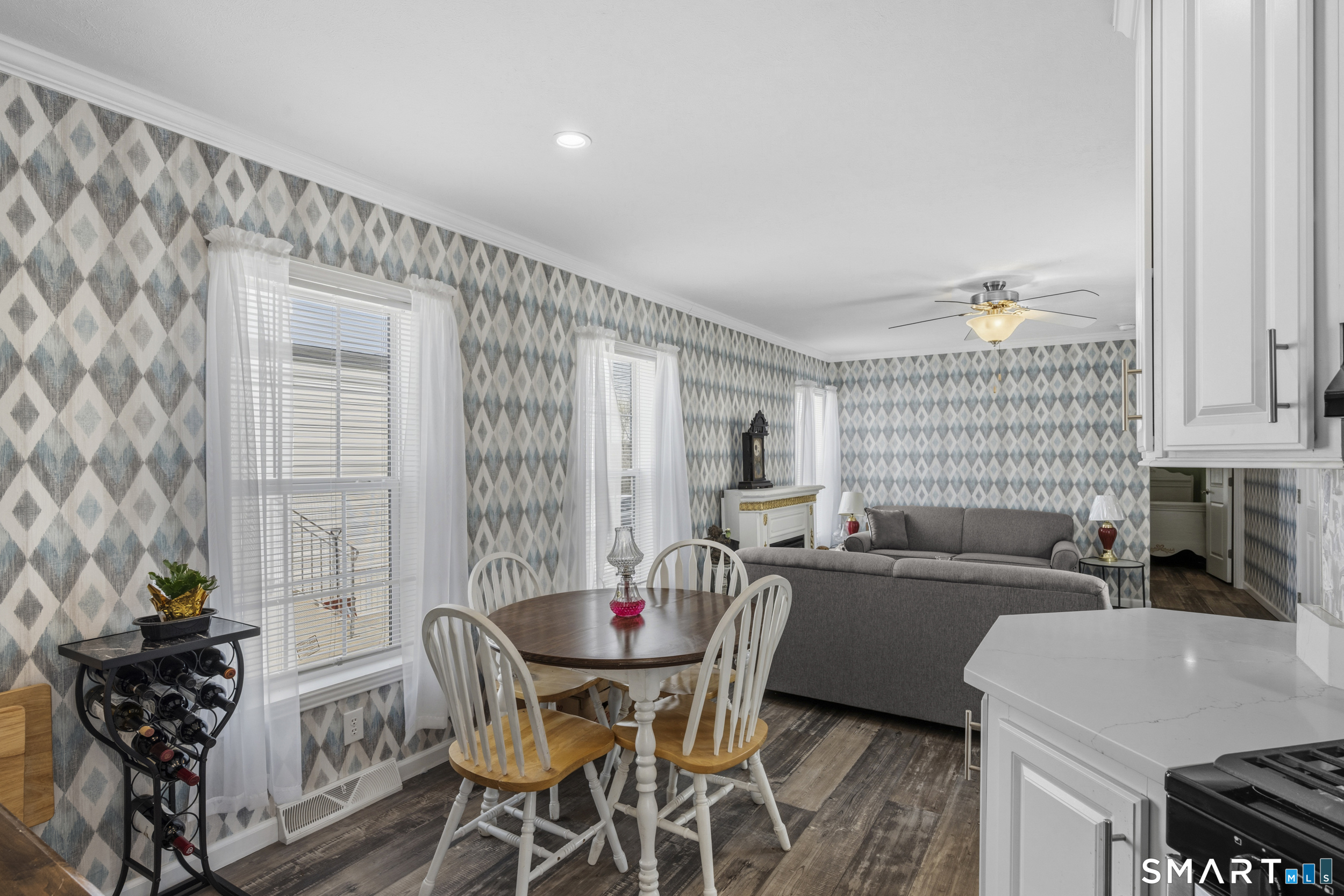 435 High Street Groton, CT 06355 - Photo 6 of 18