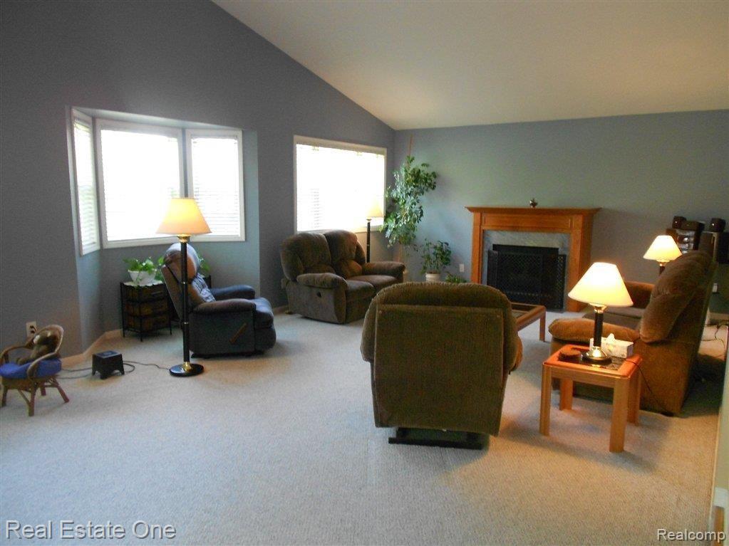 3641 Chicago Road Warren, MI 48092 - Photo 4 of 13 005.JPG