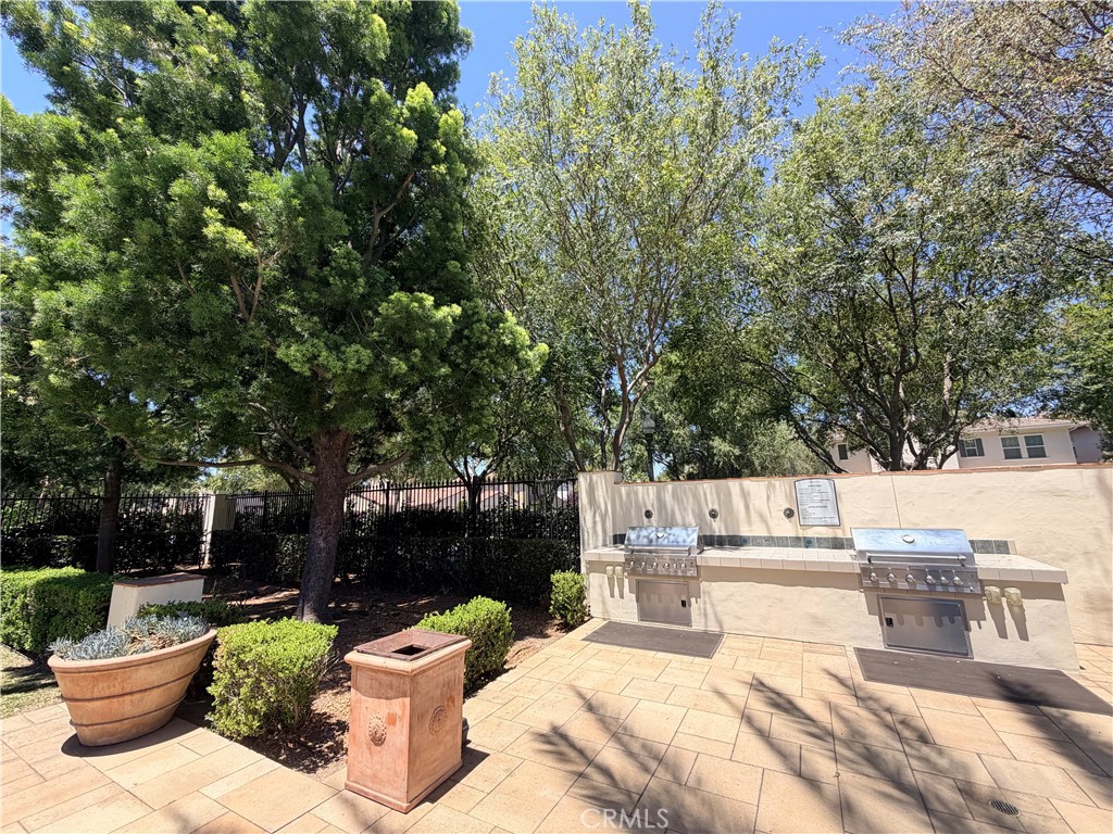 72 Shadowplay Irvine, CA 92620 - Photo 33 of 36