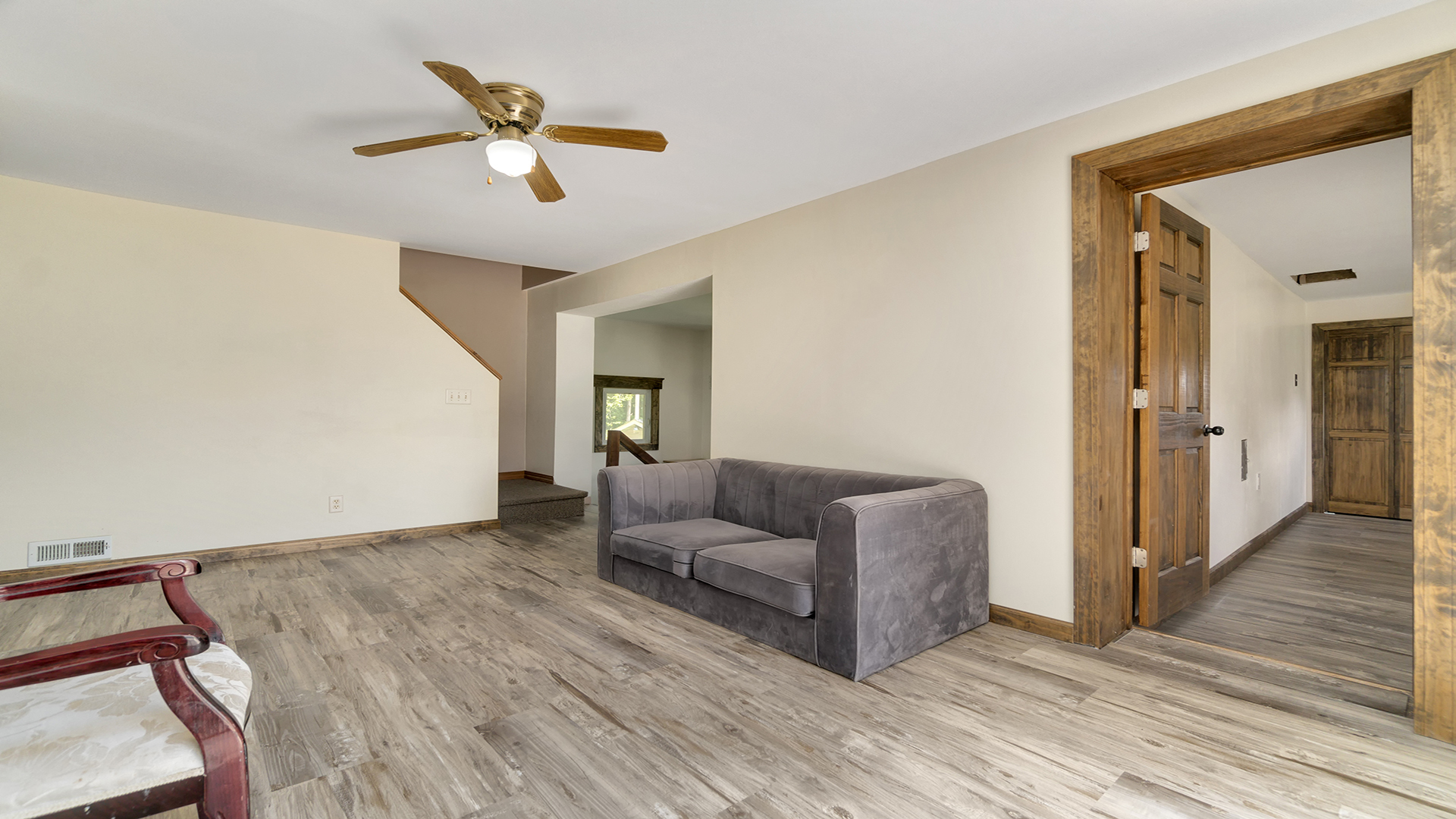 503 West Devils Backbone Road Oregon, IL 61061 - Photo 23 of 46 a living room with furniture and wooden floor