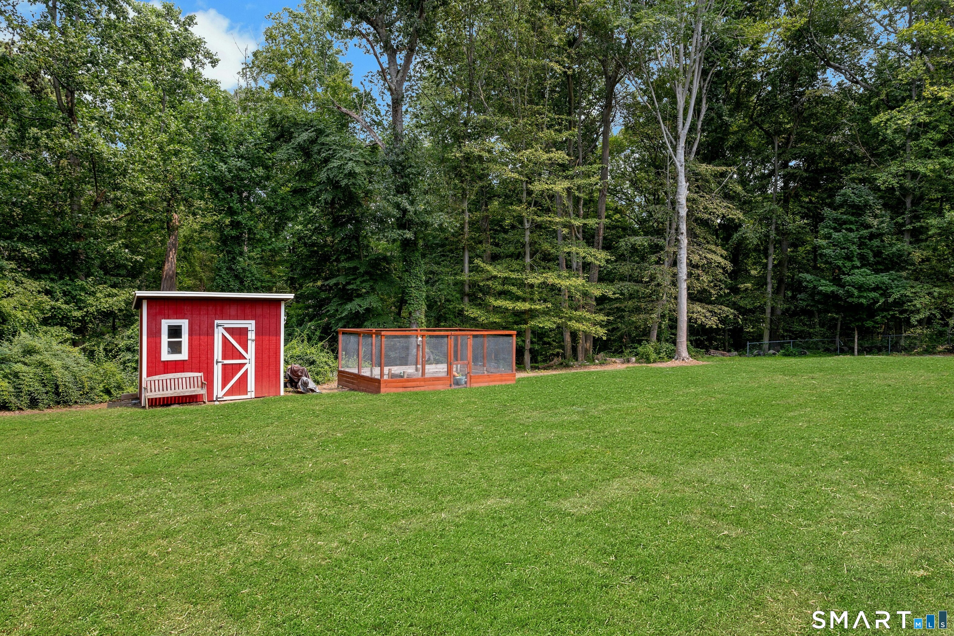 160 Eden Road Stamford, CT 06907 - Photo 24 of 27