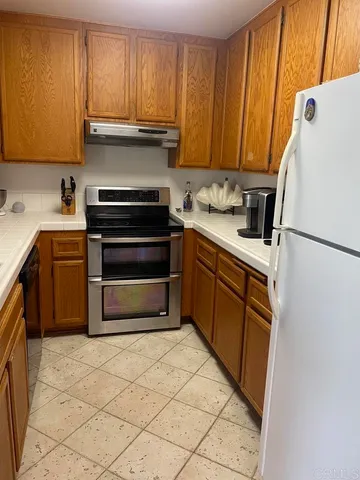 $2,650 | 3463 Caminito Sierra, Carlsbad, CA 92009