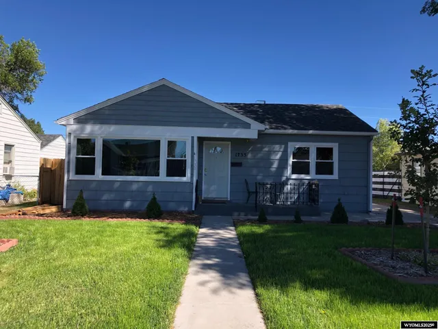 $235,000 | 1733 East D Street, Torrington, WY 82240