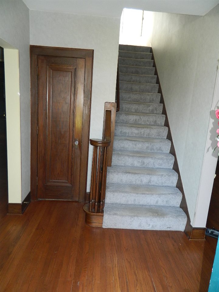 4619 Spring Brook Road Rockford, IL 61114 - Photo 7 of 32 a view of entryway with wooden floor