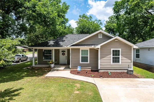 $224,000 | 231 West Murray Street, Denison, TX 75020