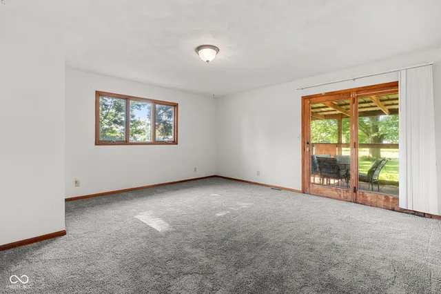 $299,900 | 4295 East Oregon Church Road, Terre Haute, IN 47802