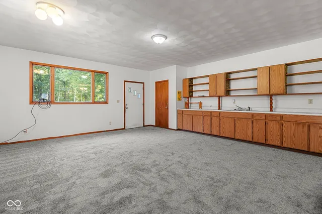 $299,900 | 4295 East Oregon Church Road, Terre Haute, IN 47802