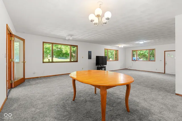 $299,900 | 4295 East Oregon Church Road, Terre Haute, IN 47802