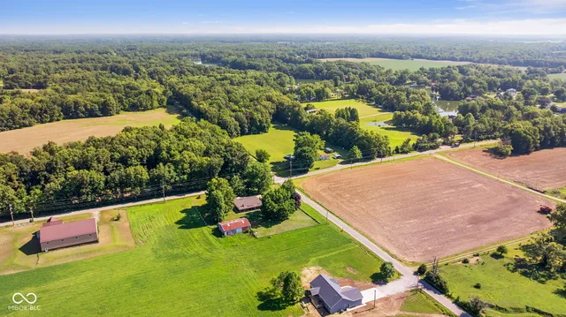 $299,900 | 4295 East Oregon Church Road, Terre Haute, IN 47802