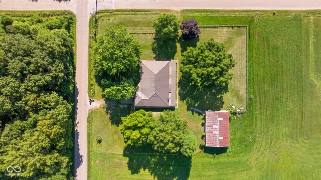 $299,900 | 4295 East Oregon Church Road, Terre Haute, IN 47802