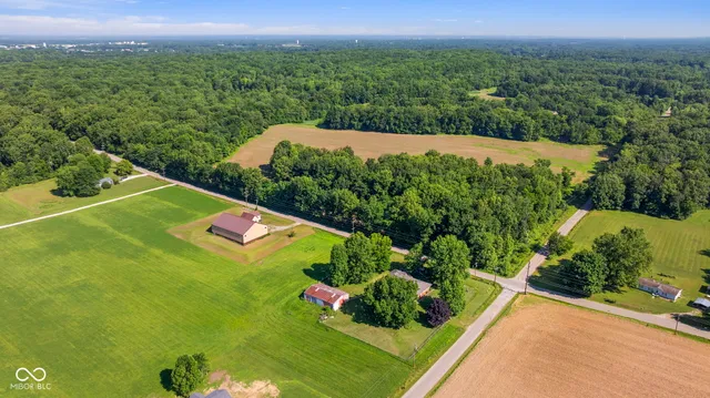 $299,900 | 4295 East Oregon Church Road, Terre Haute, IN 47802