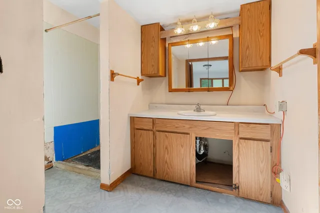 $299,900 | 4295 East Oregon Church Road, Terre Haute, IN 47802