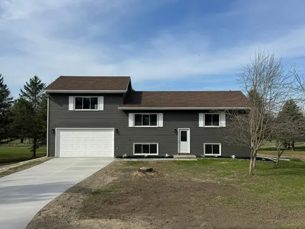 $449,900 | 4641 Sandywood Court Southeast, Rochester, MN 55904