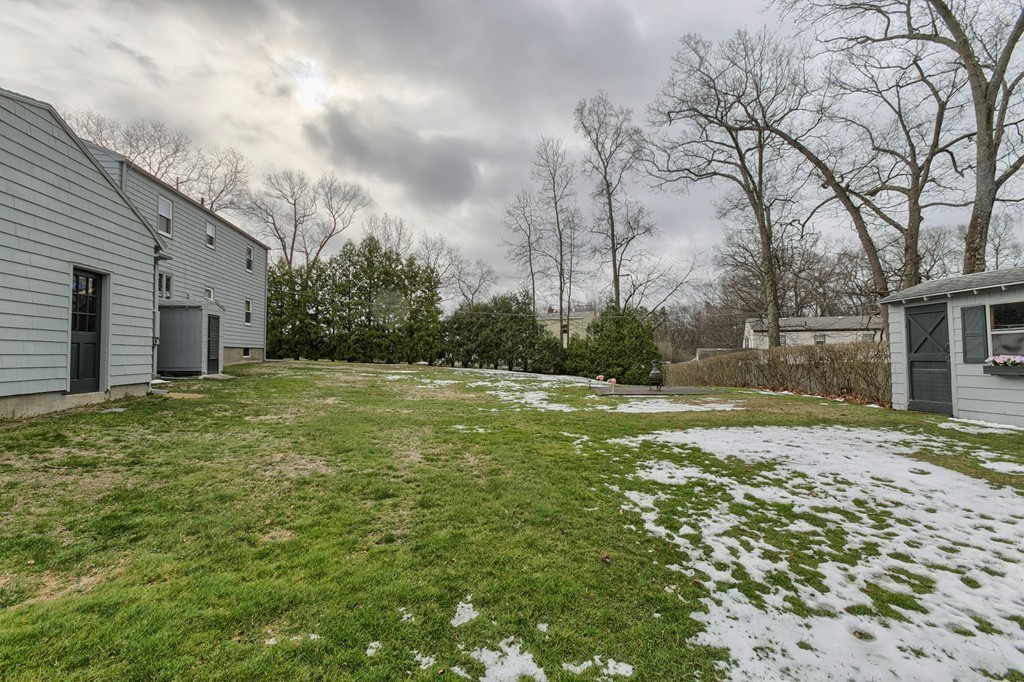 4 Crescent Road Woburn, MA 01801 - Photo 3 of 28 Gallery Image 3