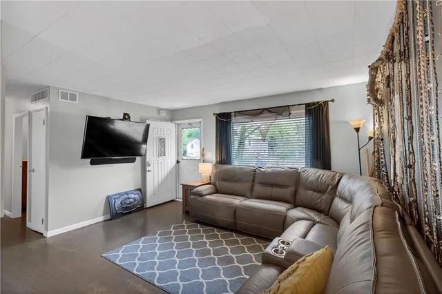 $170,000 | 8700 Bannister Terrace, Kansas City, MO 64134