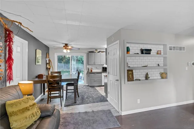 $170,000 | 8700 Bannister Terrace, Kansas City, MO 64134