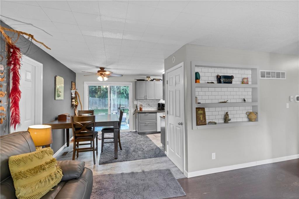 8700 Bannister Terrace Kansas City, MO 64134 - Photo 15 of 22