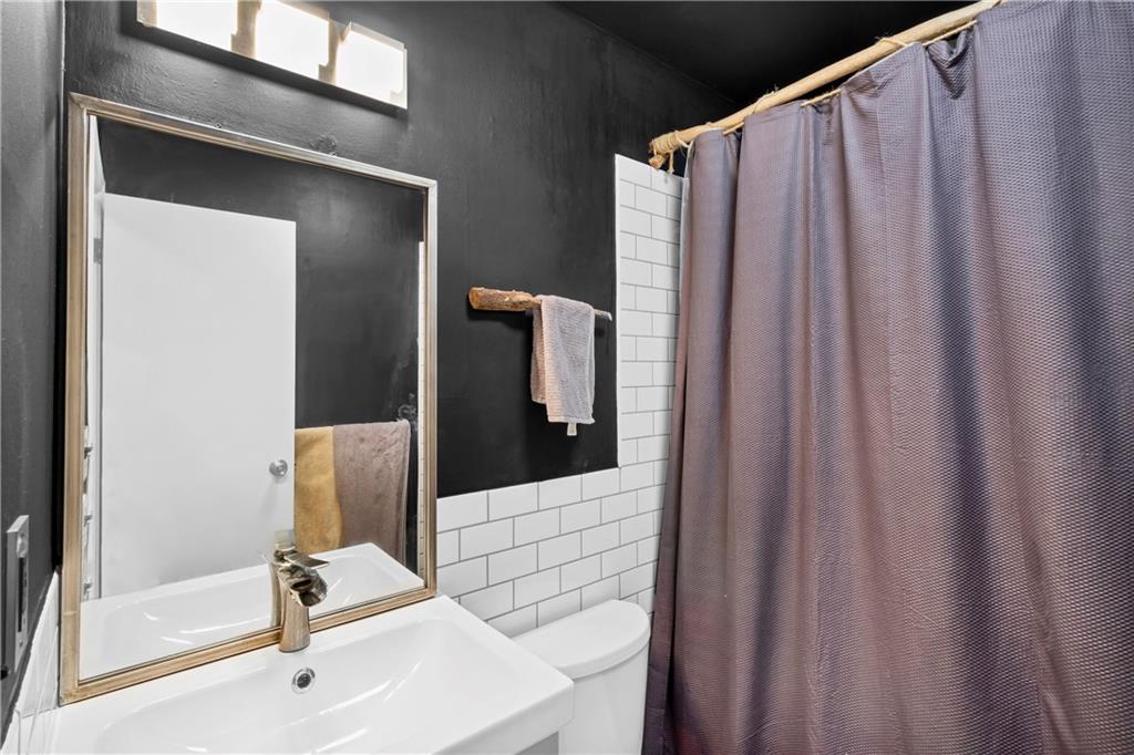 8700 Bannister Terrace Kansas City, MO 64134 - Photo 21 of 22