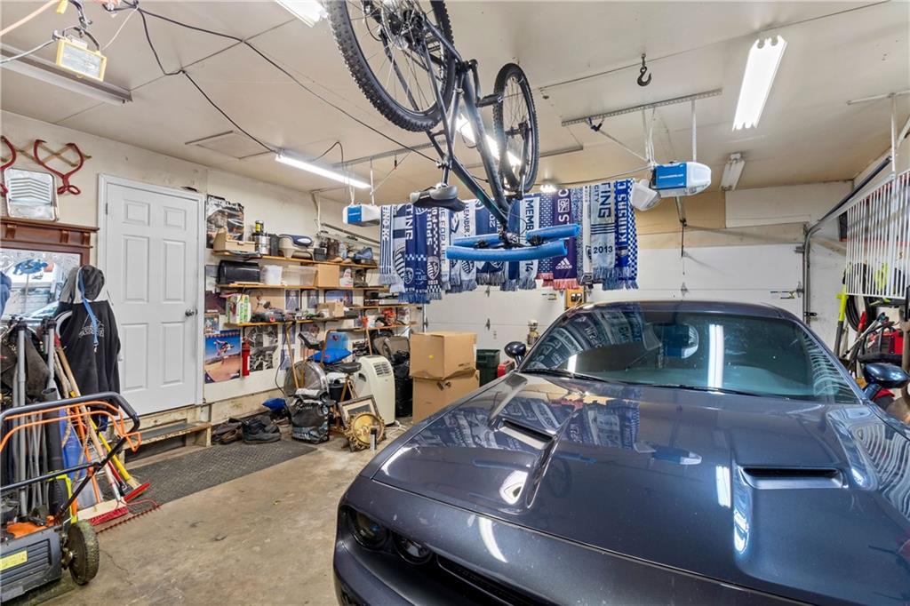 8700 Bannister Terrace Kansas City, MO 64134 - Photo 8 of 22