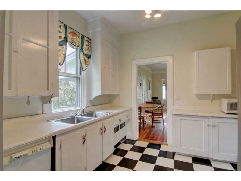 117 New Meadow Road Barrington, RI 02806 - Photo 8 of 16 Kitchen.