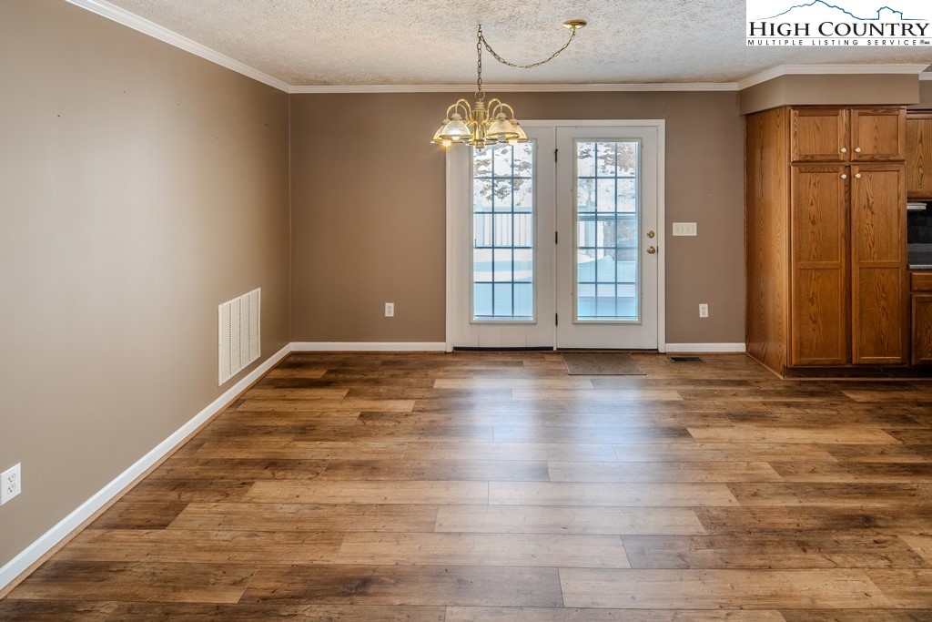 118 Pauper's Ridge Lane Banner Elk, NC 28604 - Photo 12 of 34