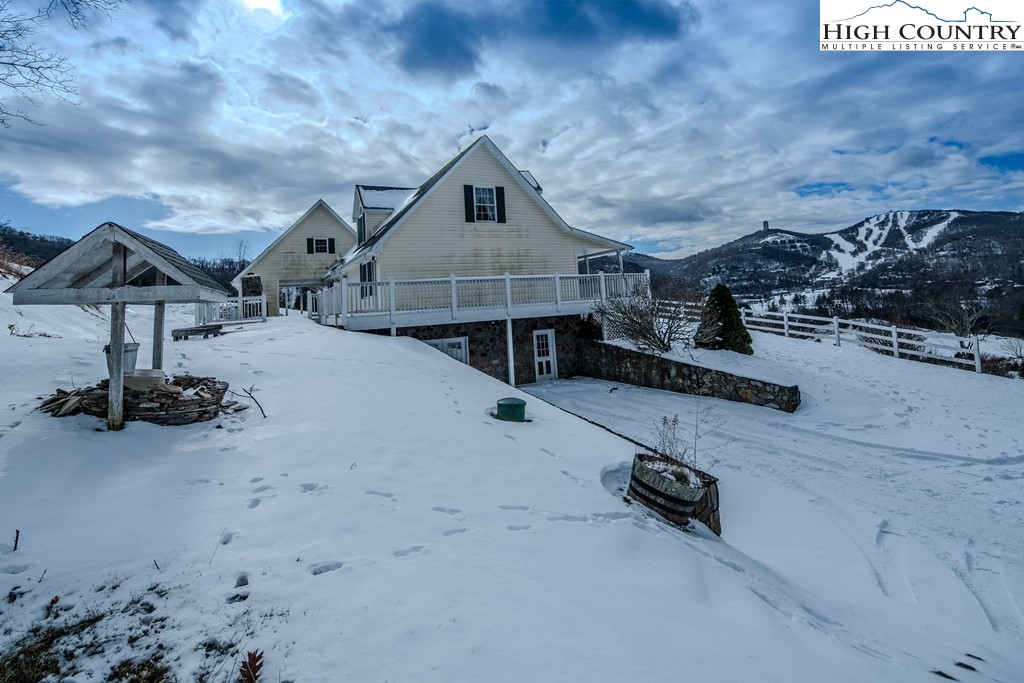 118 Pauper's Ridge Lane Banner Elk, NC 28604 - Photo 29 of 34