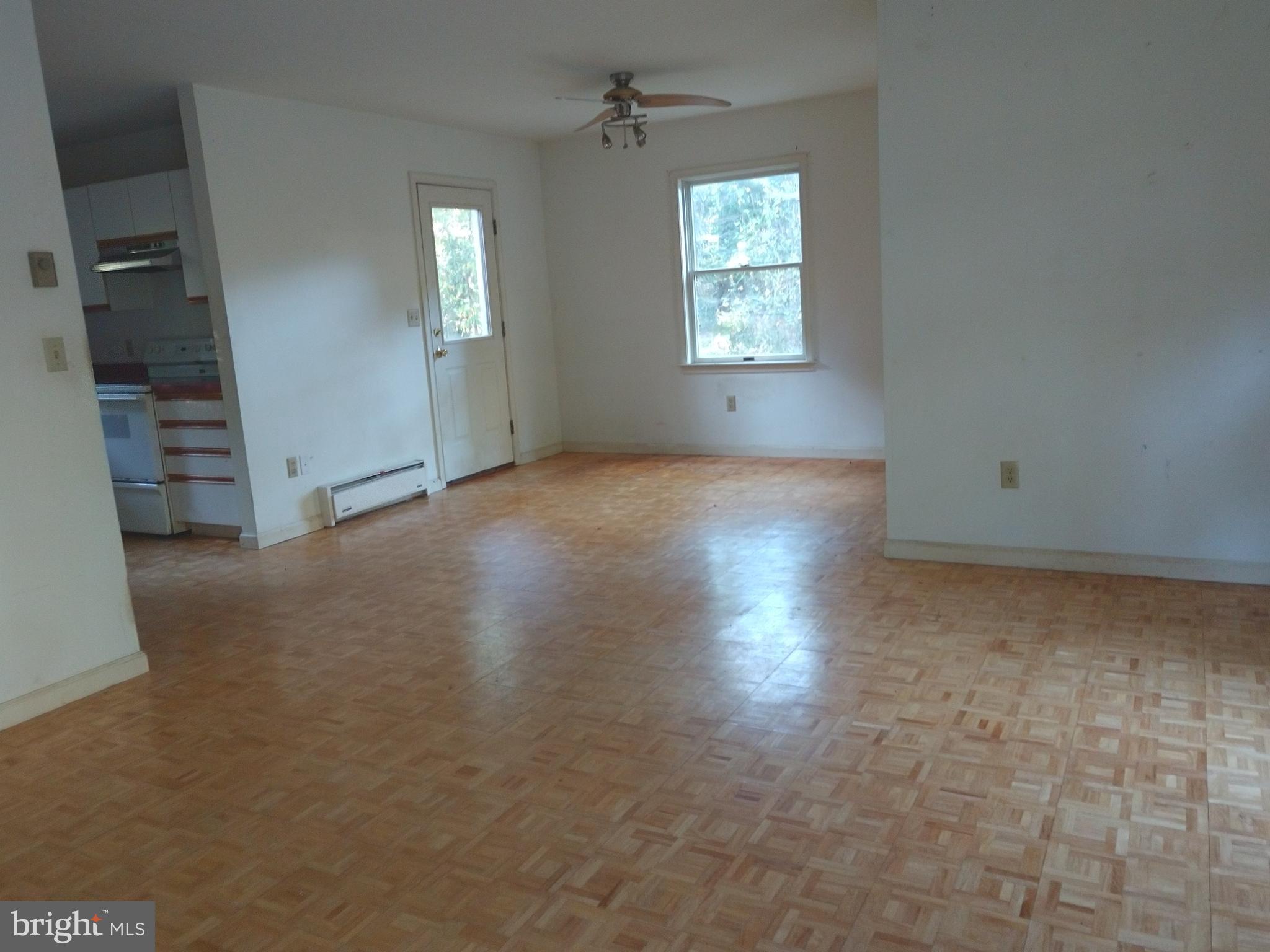 106 Tamarack Road Chestertown, MD 21620 - Photo 3 of 13 Living Room Dining Room