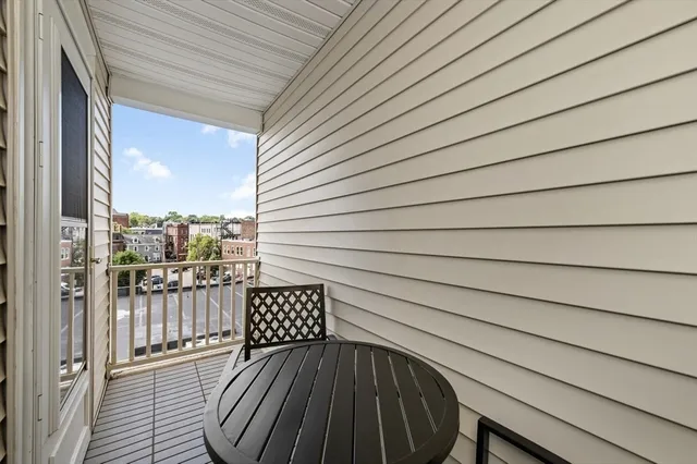 $750,000 | 14 Linden Street, Unit 8, Brookline, MA 02445