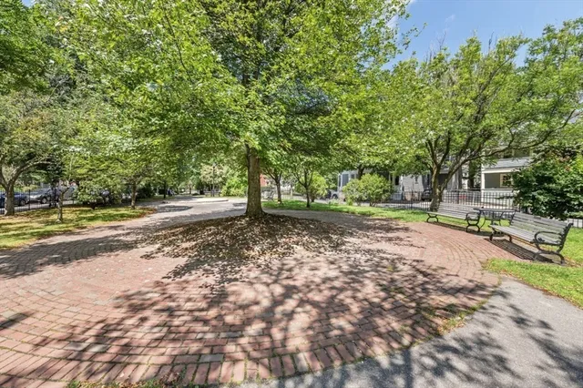 $750,000 | 14 Linden Street, Unit 8, Brookline, MA 02445