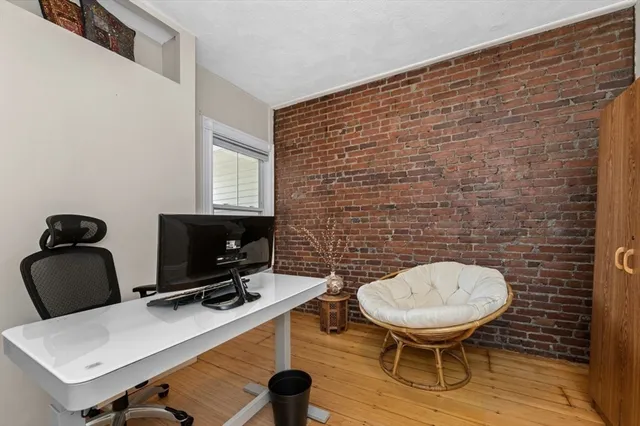 $750,000 | 14 Linden Street, Unit 8, Brookline, MA 02445